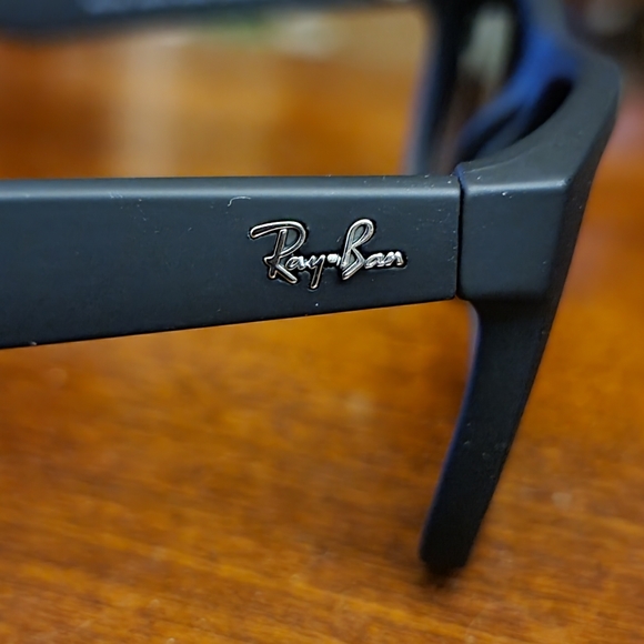 Ray Ban Unisex Polarized Sunglasses Justin RB4165 622/55 55mm - Picture 4 of 8